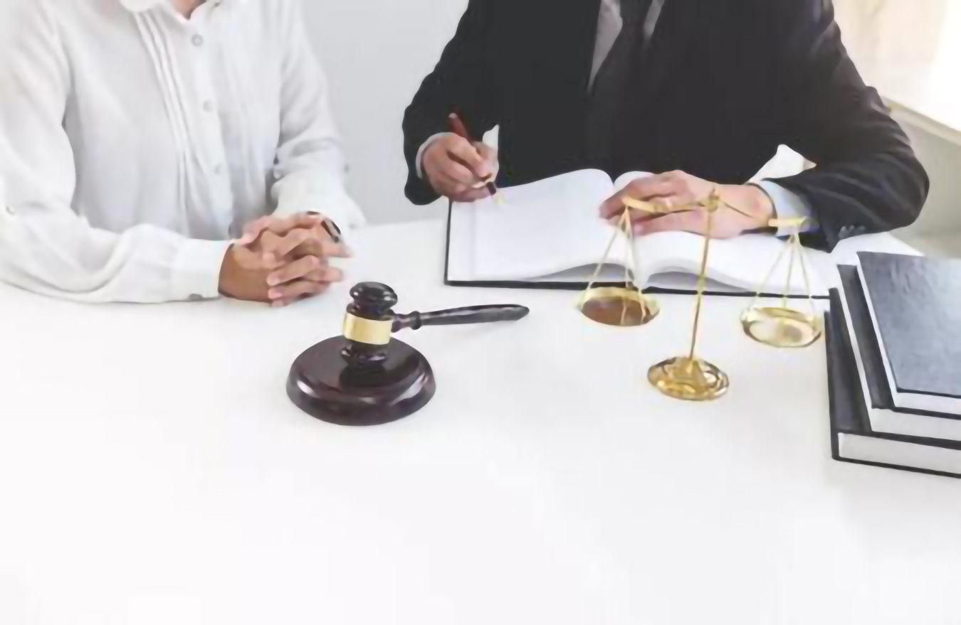 家里有事请假公司不批，缺勤可以认定为旷工吗？