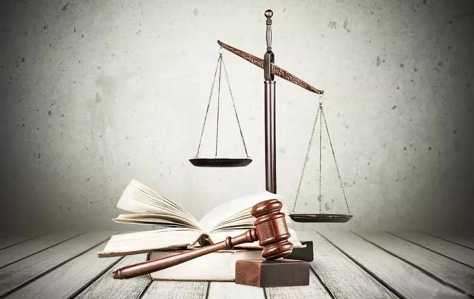 劳动仲裁员工不要赔偿，要求恢复劳动关系，与公司纠缠和内耗！