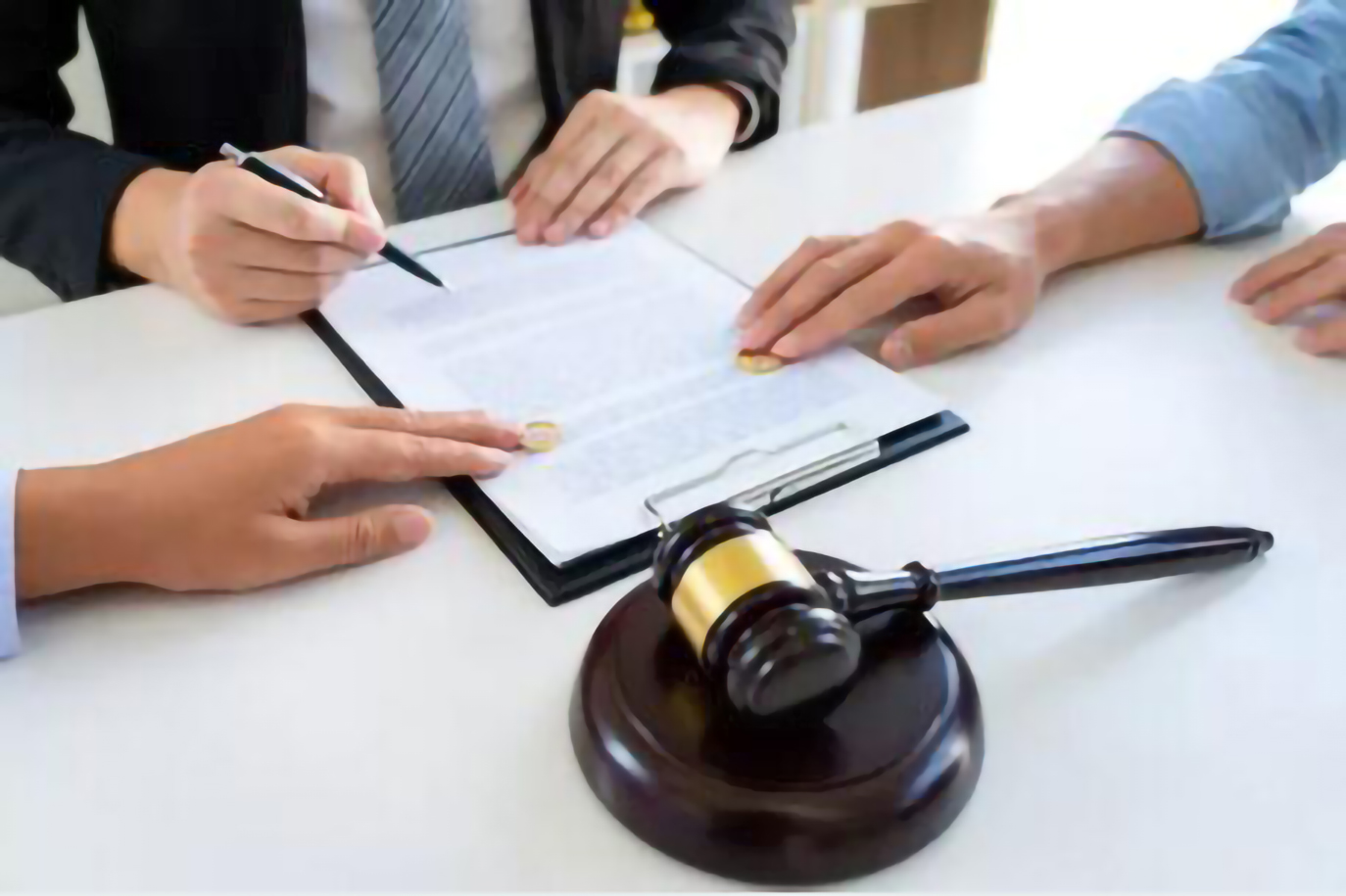 员工通知公司解除合同，还可以要求公司经济补偿？